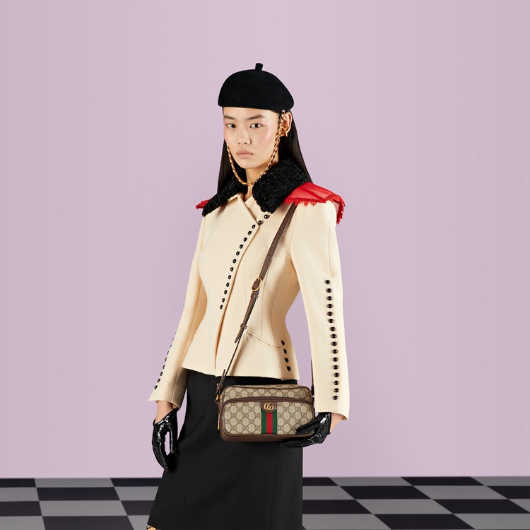 723312.96IWT.8745.004.100.0000.Light Ophidia small messenger bag